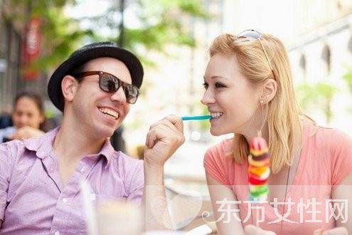 男人爱你的10种表现 从这些可看出他爱不爱你