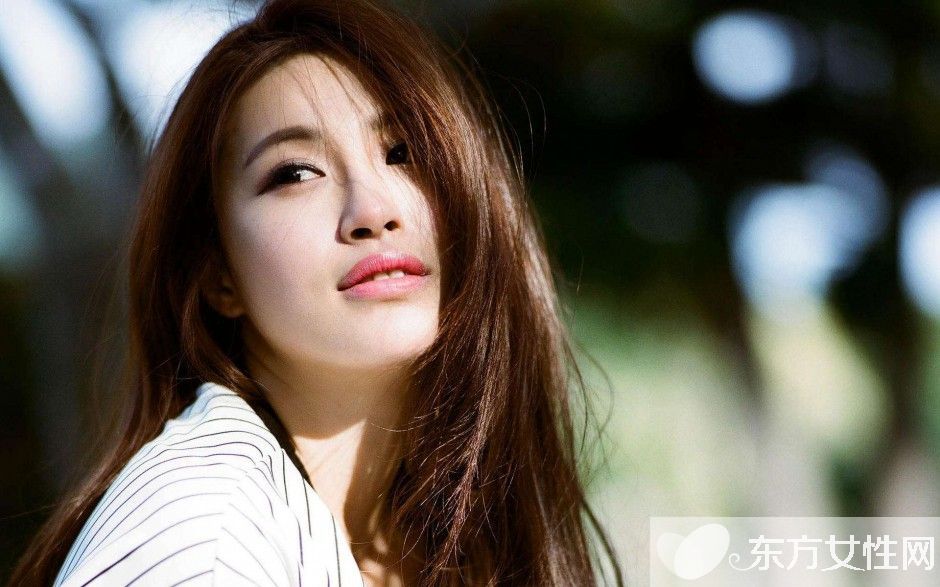 女大学生口述做校妓的堕落生活 令人心酸不已