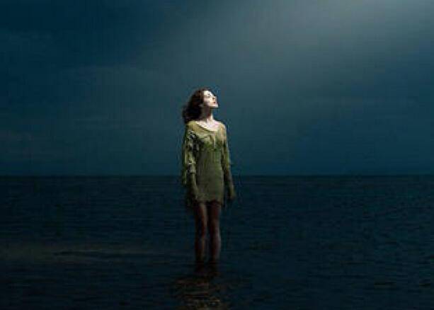 你知道吗 单身太久会让你想爱又不敢爱