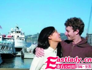 幸运女人上厕所搞定CEO