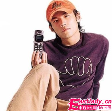 当红偶像明星 潜伏 婚姻  伪光棍 欺骗只为地位