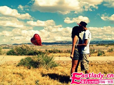 胸部太大总是招来女人嘲笑