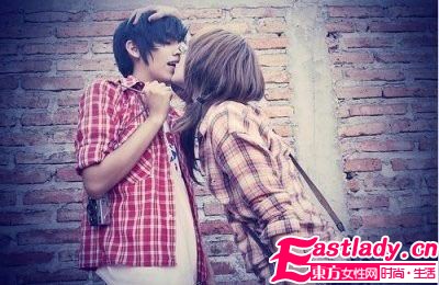 沉醉那段让人迷失的姐弟恋