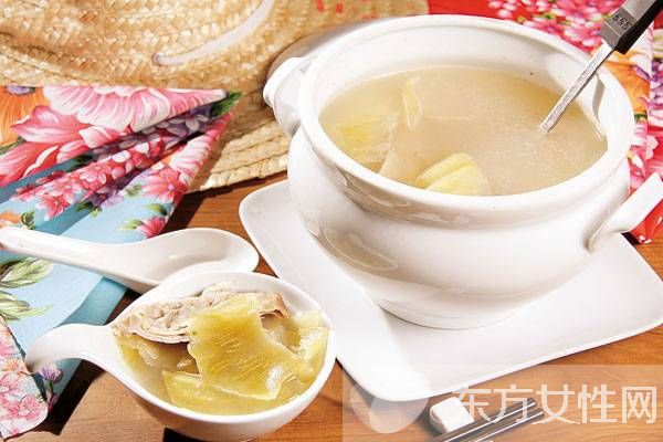 冷空气驾到 赶紧来一碗冬季滋补汤暖暖身