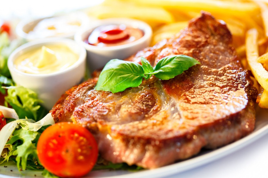 教你牛排怎么做才好吃 牛肉暖胃又含铁好处多