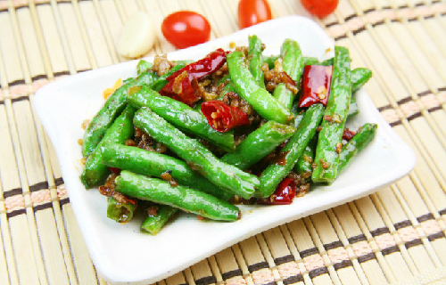 干煸四季豆怎么做好吃 揭干煸豆角的家常做法
