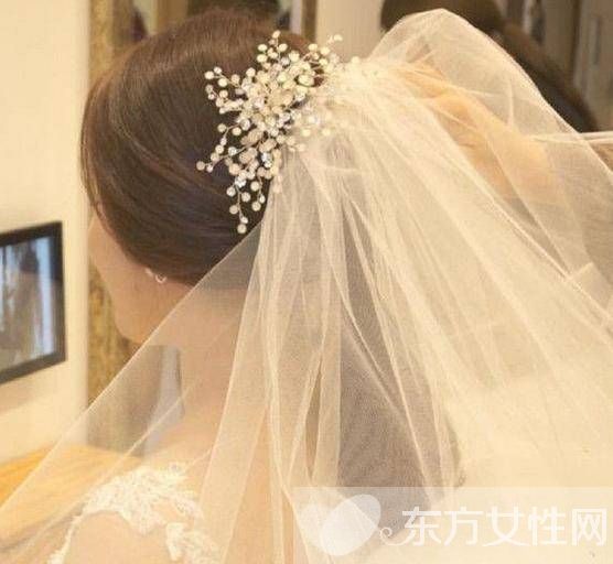 《蓝色海洋的传说》全智贤同款新娘发型推荐