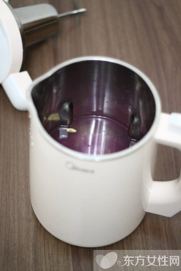 紫薯热饮的家常做法 黄豆与紫薯完美搭配