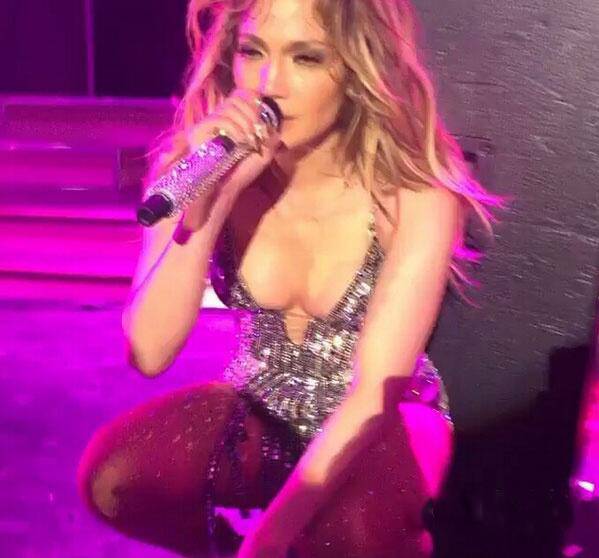 史上最 壕 婚礼现场曝光 新娘刚刚读大一