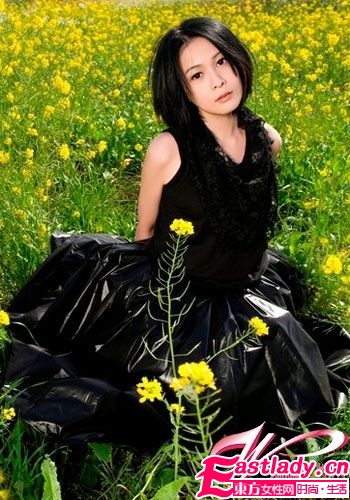 百变奶茶刘若英嫁入豪门  妆扮发型大分享