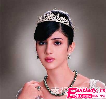 气质新娘迷人珠宝的流行风尚法则