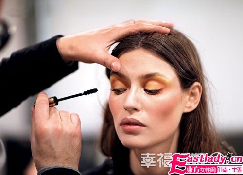 冬日活力新娘烟熏妆——橙色最新鲜