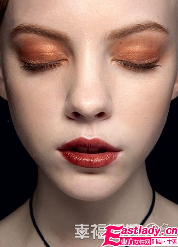 冬日活力新娘烟熏妆——橙色最新鲜