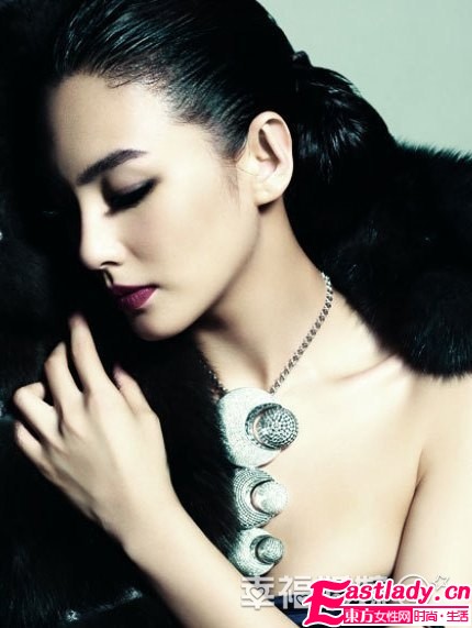 张雨绮华丽大片 倾情演绎冷艳新娘珠宝