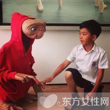 黄磊女儿多多学费13万 星二代教育费用伤不起啊