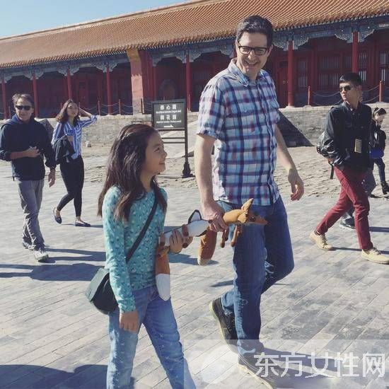 黄磊女儿多多学费13万 星二代教育费用伤不起啊