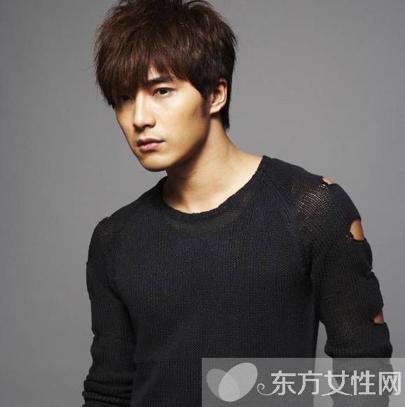 贺军翔女友背景资料曝光 揭贺军翔为何抛弃机车女