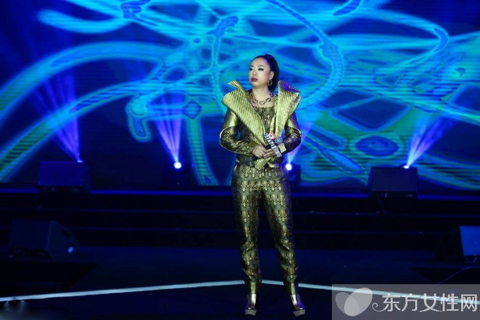 黄绮珊老公起诉离婚 黄绮珊方否认出轨遭打脸