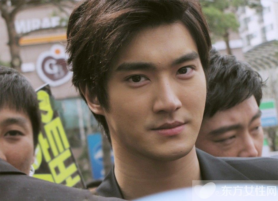 刘雯崔始源分手原因揭秘 韩国人居然这么评价刘雯