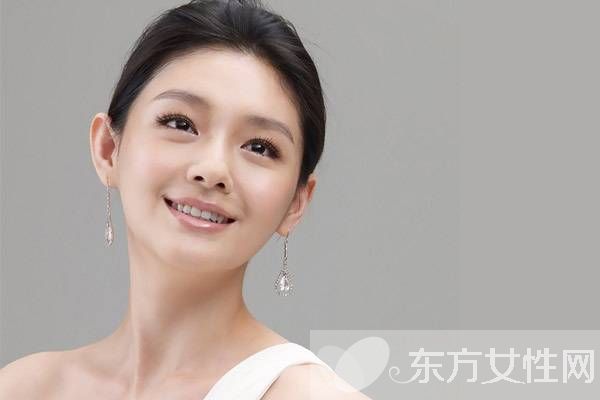 大S比汪小菲大几岁 汪小菲母亲张兰16亿身家个人资料