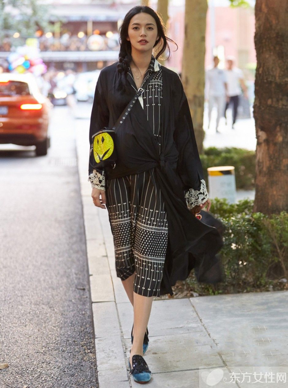 姚晨出轨门四个情夫是谁 被爆曾酒后敲孙红雷房门