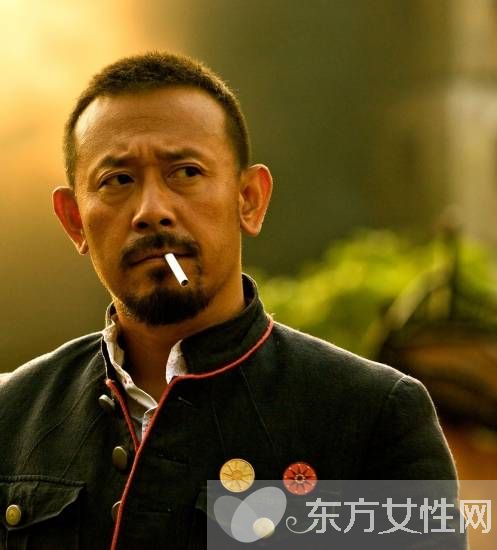 揭宁静为何遭美国老公抛弃 儿子阳光帅照曝光