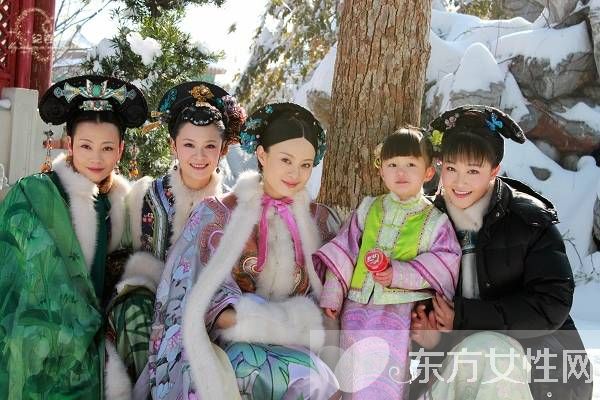 揭纪姿含父母及家庭背景照片 纪姿含与她竟是双胞胎