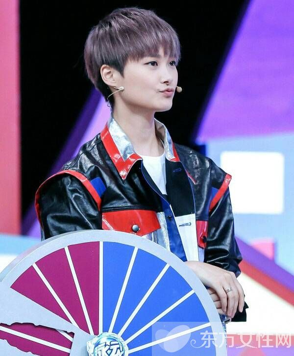 李宇春发布会自曝男友是谁 揭煤老板惊人身家背景