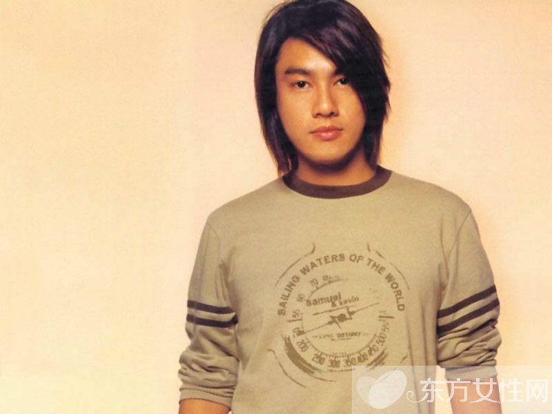 朱孝天落泪自称患罕见病 即将大婚老婆韩雯雯资料