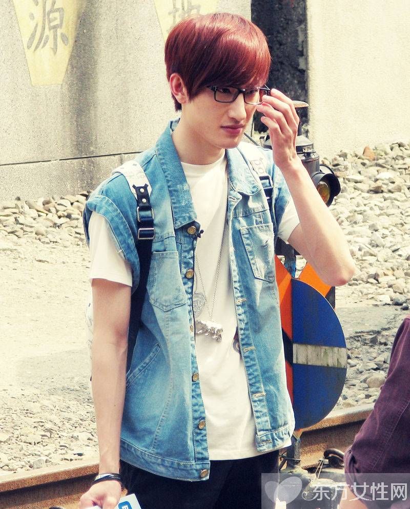 周觅微博骂韩庚真相揭秘 周觅背景个人资料遭扒