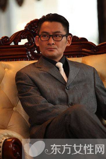 景岗山个人资料 景岗山一对儿女近照曝光被赞最好看星二代