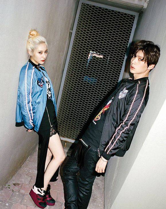 安宰贤郑秀晶情侣画报曝光 揭安宰贤郑秀晶关系