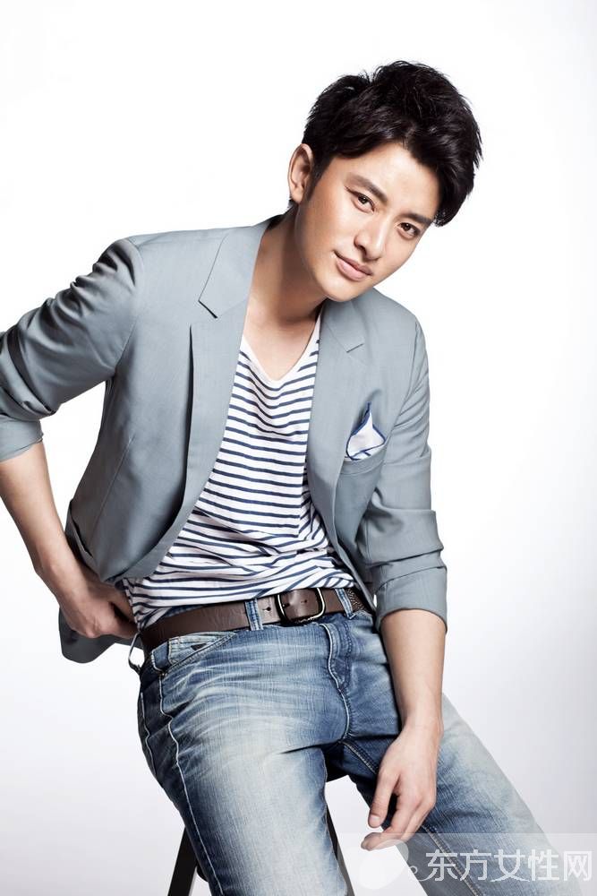 贾乃亮整容前后照曝光 揭贾乃亮隐性富二代背景惊人