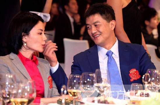 揭秘天后王菲老公有几个 曝王菲李亚鹏婚变真相