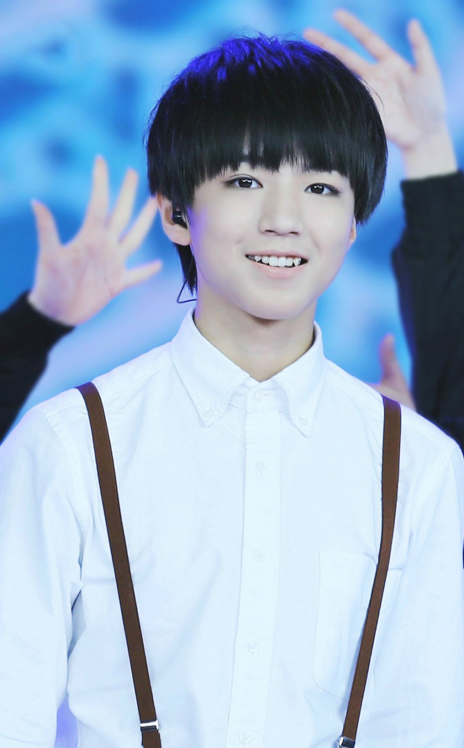 tfboys成员王俊凯的女朋友李佳宁 富三代背景惊人