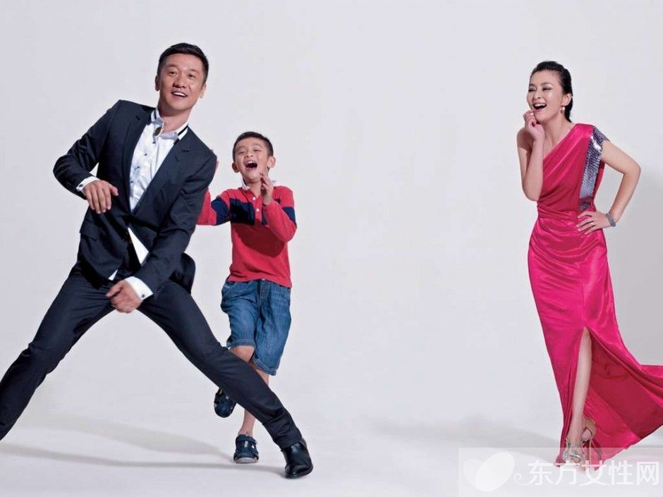 黄志忠现任老婆柯蓝资料 黄志忠前妻何音称还是好朋友