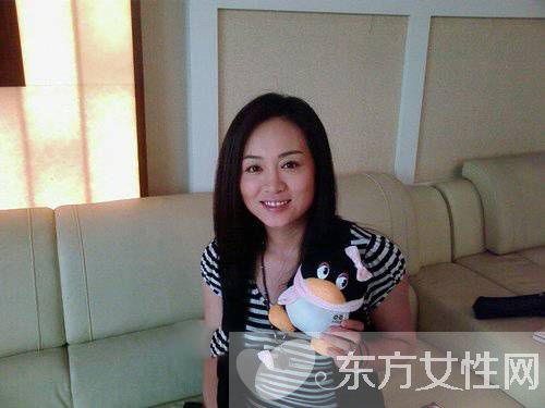 涓子两个儿子正面照曝光 辟谣 我老公不是吴建