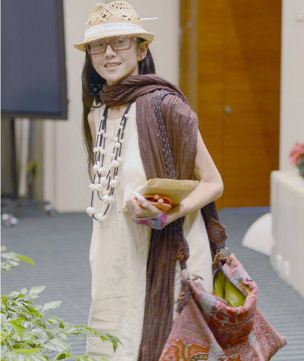 58岁杨丽萍近照如少女 豪宅 月亮宫 美如仙境