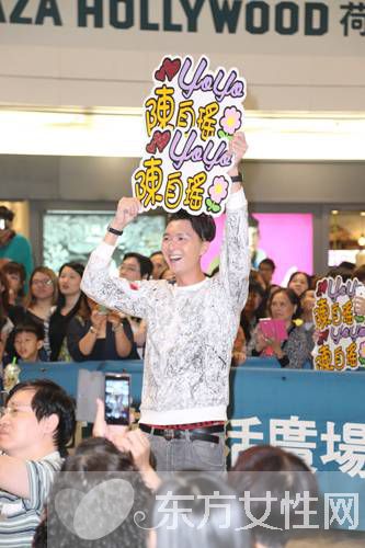 王浩信老婆陈自瑶个人资料 王浩信陈自瑶女儿曝光美过妈妈