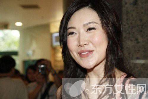 赵薇老公前女友叶翠翠图片 整容前后照遭吐槽变化惊人