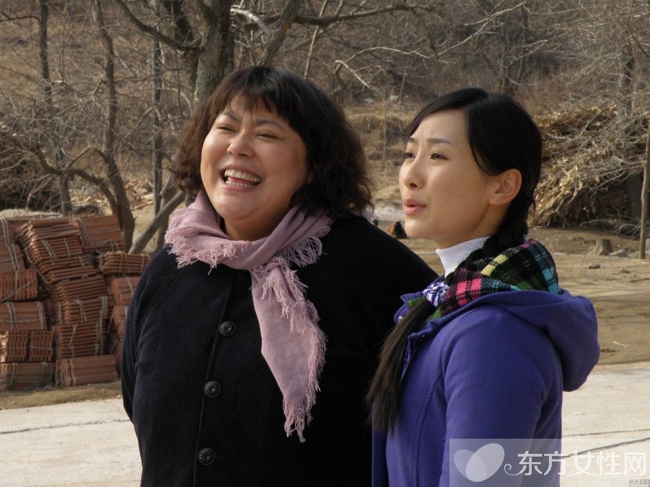 李菁菁为什么离婚 一见钟情却遭出轨婚变险自杀