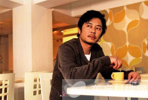 王杰女儿照片曝光 自曝19岁闪婚生女如今已当外公