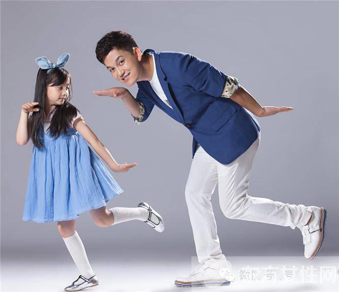 村长李锐老婆照片介绍 女儿跳跳人小鬼大表白TFBOYS