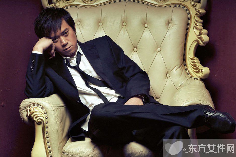 王学兵吸毒个人资料遭扒 三任娇妻皆是性感尤物