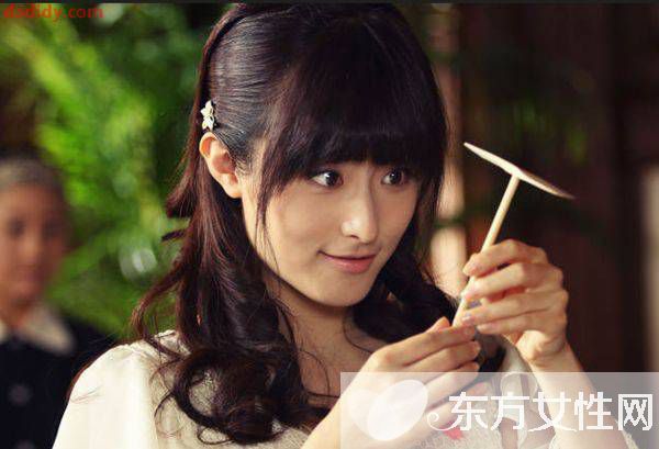 演员徐百卉的老公是谁 徐百卉比基尼秀性感小蛮腰