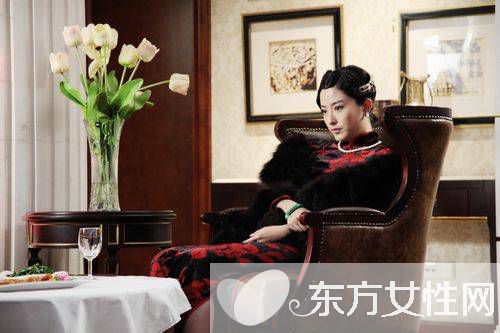 演员徐百卉的老公是谁 徐百卉比基尼秀性感小蛮腰