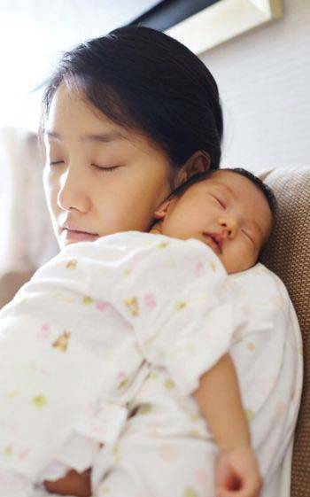 曝杨魏玲花和曾毅睡觉 两人关系非同寻常双双出轨