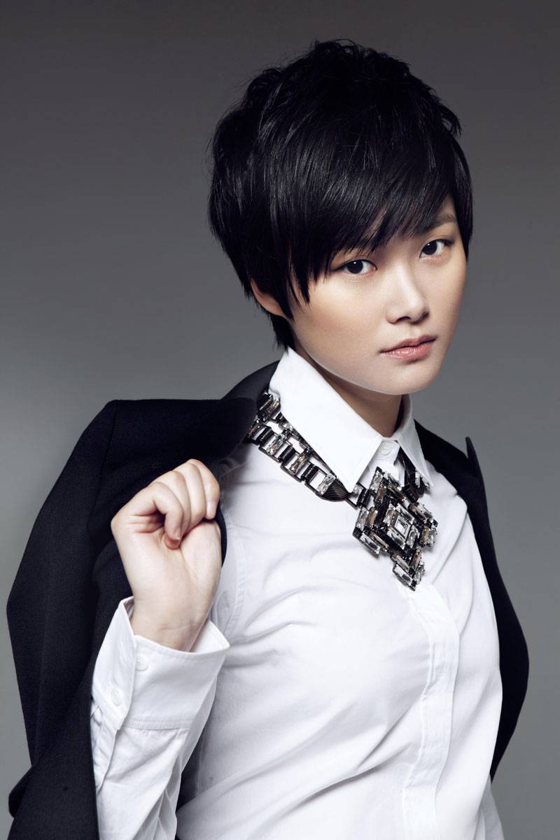 李宇春男友李炳辰大有来头 盘点李宇春的绯闻男友们