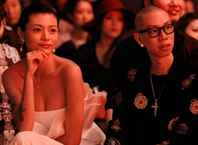 汪峰老婆是谁 汪峰前妻葛荟婕自杀原因大揭秘