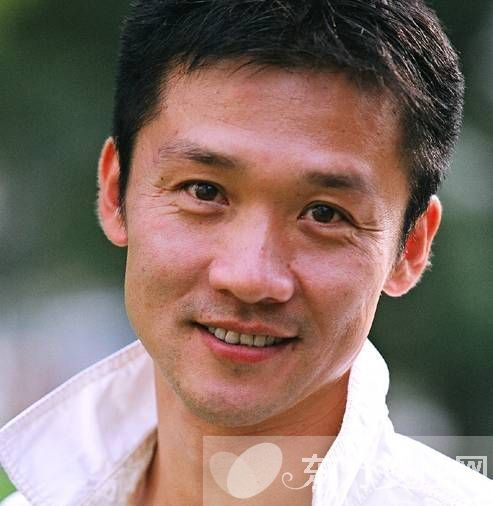 黄志忠现任老婆柯蓝资料 黄志忠前妻何音称还是好朋友